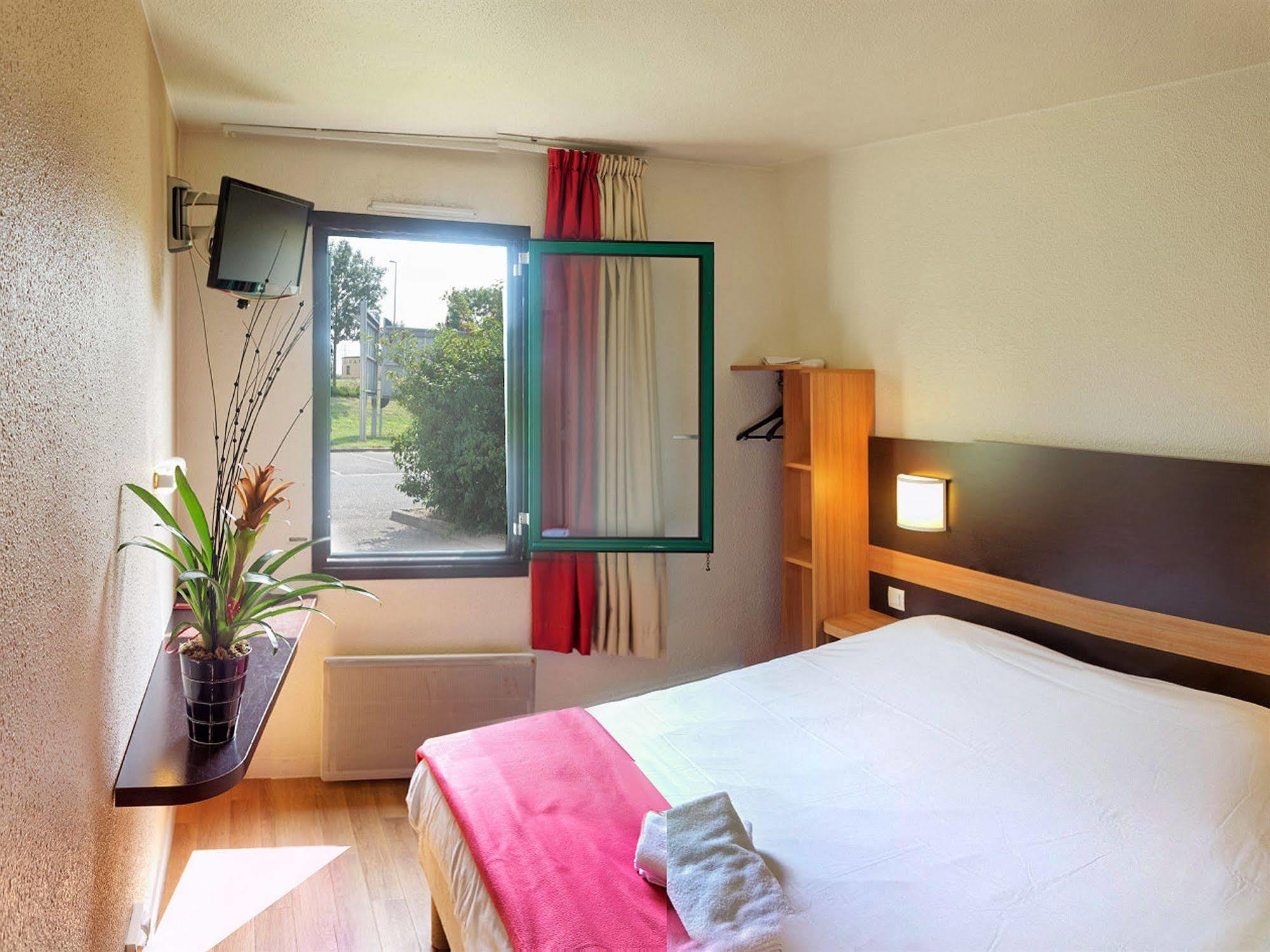 Hotel Inn Design Resto Novo Chartres Exterior photo