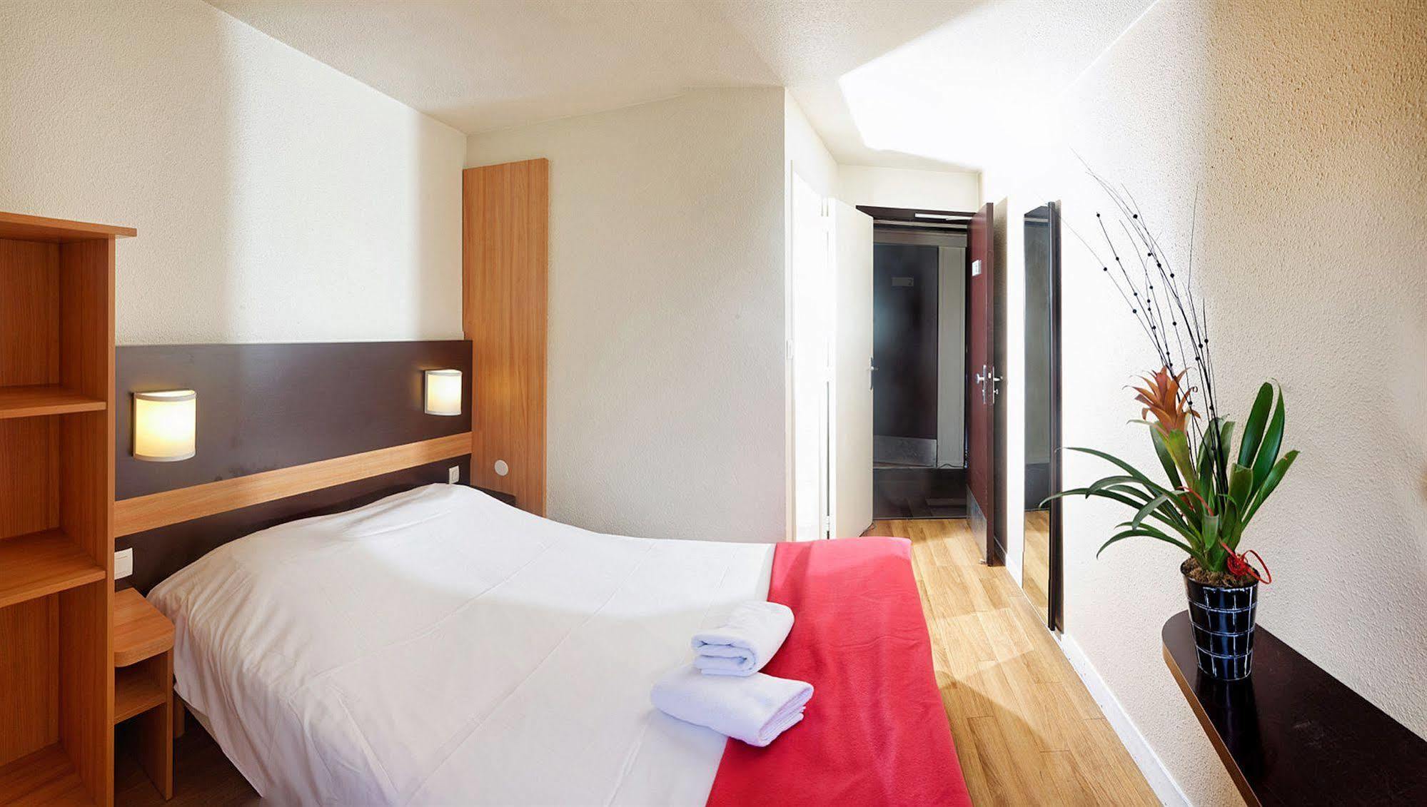Hotel Inn Design Resto Novo Chartres Exterior photo